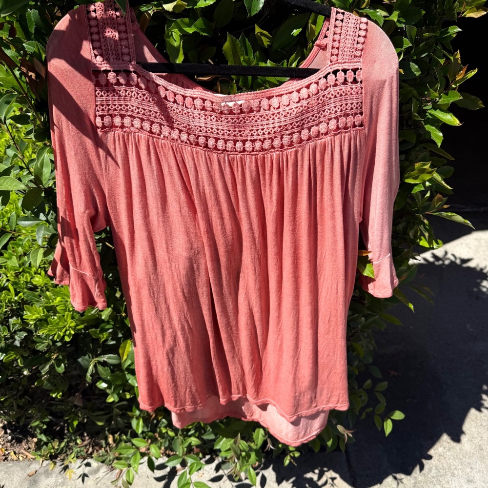 Como Blu XL Top Coral‎ Crochet Lace Ruffle Sleeve Boho Cottage Peasant Embroider